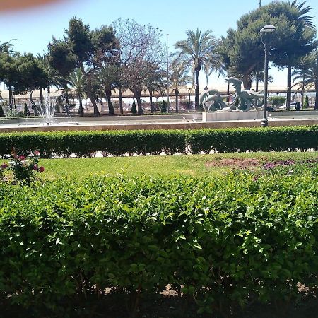 Espectacular Vivienda Junto A La Playa Y Paseo Maritimo En Almería Exterior foto