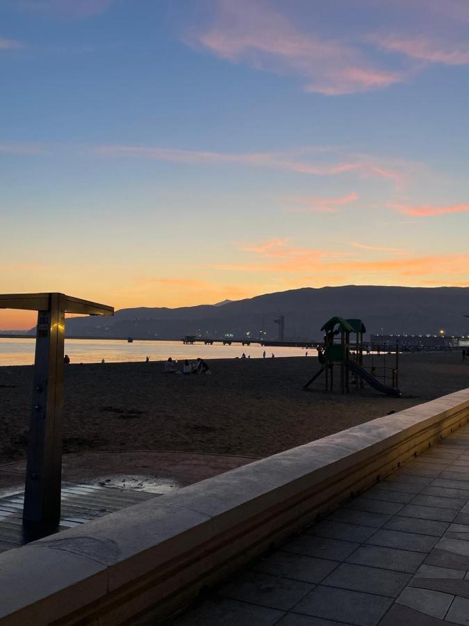 Espectacular Vivienda Junto A La Playa Y Paseo Maritimo En Almería Exterior foto